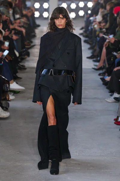 Look 45